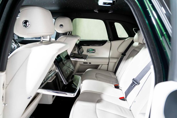 Rolls-Royce Ghost V12. FULL PPF. STARLIGHT. H, C & M SEATS. REAR ENTERTAINMENT. HUD. 5