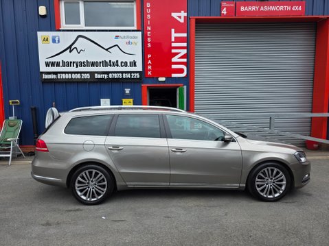 Volkswagen Passat SPORT TSI 4