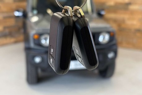 Suzuki Jimny SUZUKI JIMNY 1.5 SZ5 SUV 3dr Petrol Auto ALLGRIP Euro 6 (101 ps) 12