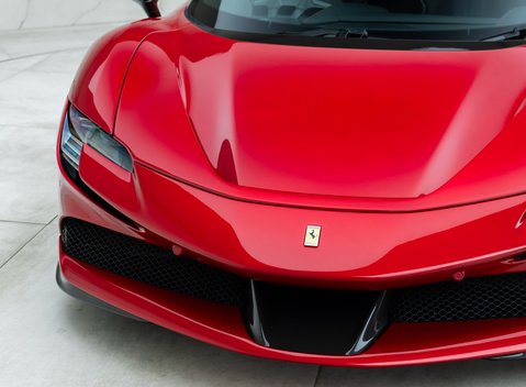 Ferrari SF90 Stradale 26