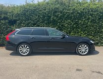 Volvo V90 (Sold) 2.0 D4 Momentum Plus Estate 5dr Diesel Auto Euro 6 (s/s) (190 ps) 30