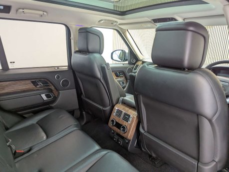 Land Rover Range Rover 3.0 Range Rover Vogue SE SDV6 Auto 4WD 5dr 46