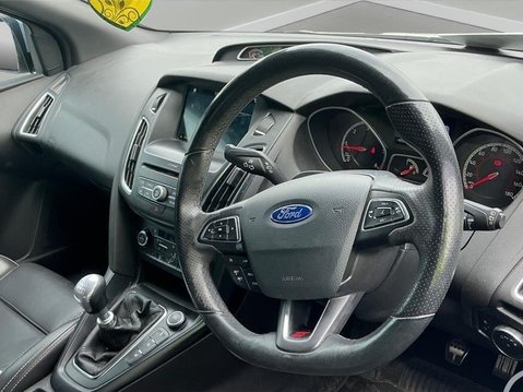 Ford Focus 2.0 TDCi ST-3 Euro 6 (s/s) 5dr 2