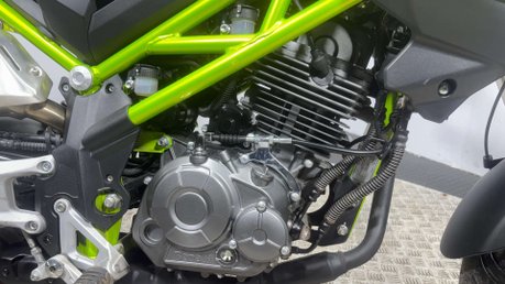 Benelli Tornado TNT 2022 ONLY 1K MINI MONKEY 125CC BIKE NEW MOT SERVICED LEARNER 14