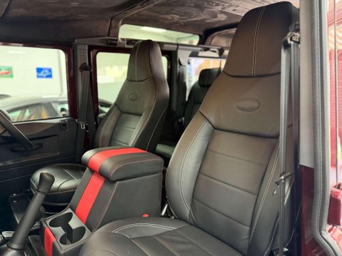 Land Rover Defender 2.2 TDCi XS Station Wagon Double Cab 5dr Diesel Manual 4WD MWB Euro 5 (122 63