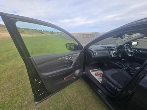 Nissan Qashqai 1.5 dCi Tekna Euro 6 (s/s) 5dr 25