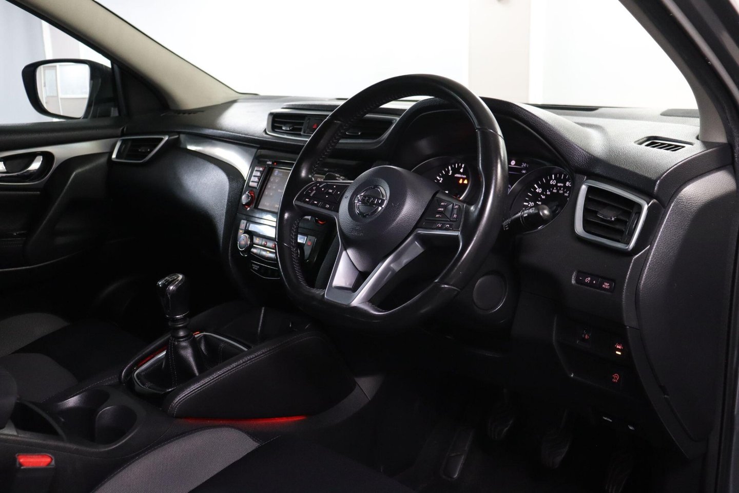 2017 Nissan Qashqai — image 4