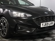 Ford Focus ST-LINE X 23
