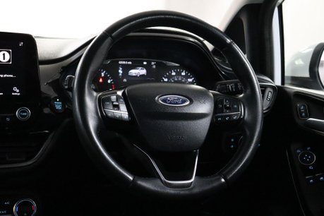 Ford Fiesta TITANIUM 37