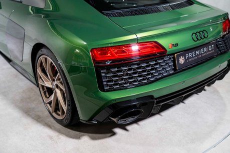 Audi R8 V10 PERFORMANCE EDITION. RWD. SONOMA GREEN. CARBON EXT. FULL PPF. B&O. 31