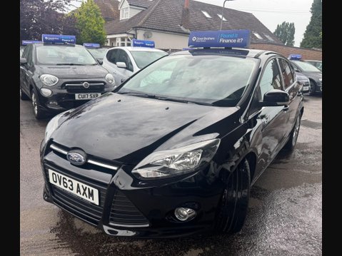 Ford Focus 1.6 Zetec Euro 5 5dr 3