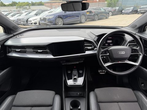Audi Q4 35 S line SUV 5dr Electric Auto 55kWh (170 ps) 29