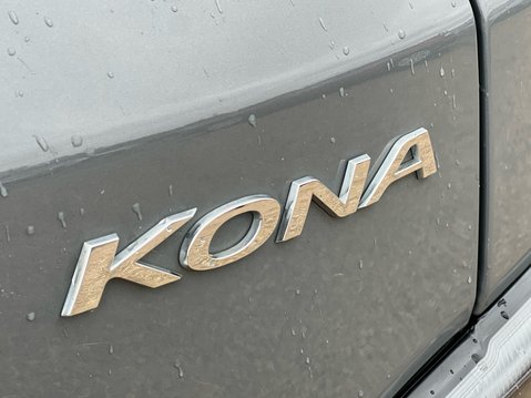 Hyundai KONA PREMIUM 20