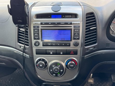Hyundai SANTA FE 2.2 CRDi Style Auto 4WD Euro 5 5dr (5 seat) 9