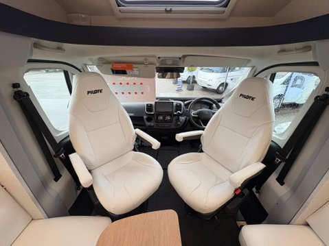 Pilote P740FGJ Evidence AWAITING PREPARATION 44