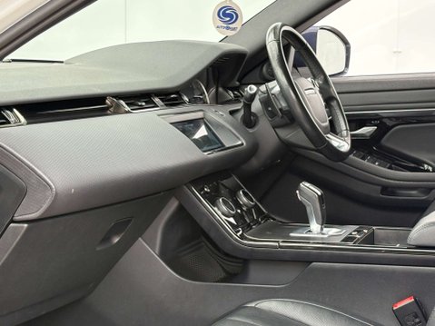 Land Rover Range Rover Evoque 2.0 Range Rover Evoque R-Dynamic S D Auto 4WD 5dr 68