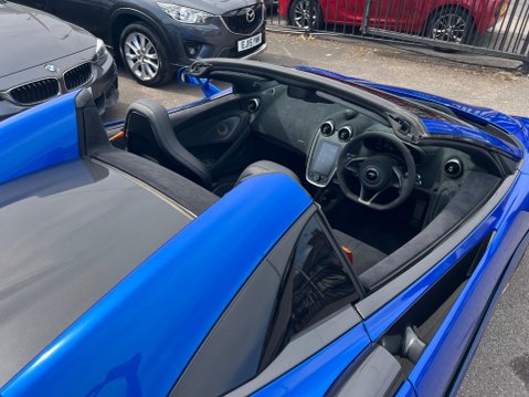 McLaren 600 3.8T V8 Spider SSG Euro 6 (s/s) 2dr 12