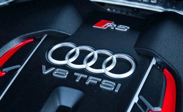 Audi RS6 Avant Performance 30