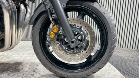Yamaha XJR1300 RACER 2015 13K MOT MARCH 2027 WARRANTY MUSCLE BIKE 20
