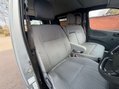 Toyota Hiace 2.5 Hiace 280 D-4D 95 SWB 19