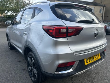 MG ZS EXCLUSIVE 7