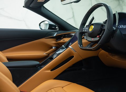 Ferrari Roma SPIDER 16