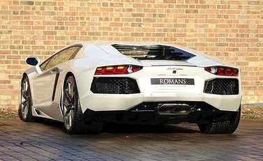 Lamborghini Aventador LP 700-4 16
