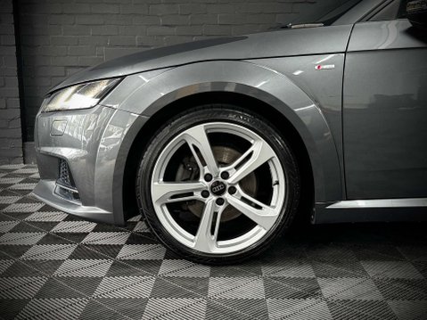 Audi TT 1.8 TT Black Edition TFSI 3dr 16