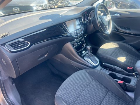 Vauxhall Astra 1.4i Turbo SRi Nav Auto Euro 6 (s/s) 5dr 24
