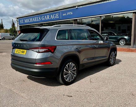 Skoda Kodiaq 1.5 Kodiaq SE L Executive TSi Semi-Auto 5dr 8