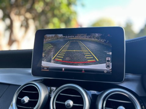 Mercedes-Benz C Class C220 BLUETEC AMG LINE PREMIUM PLUS 28