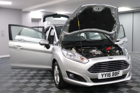 Ford Fiesta ZETEC 15