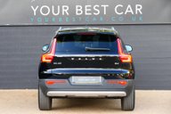 Volvo XC40 2.0 XC40 Inscription Pro B4 MHEV Auto 5dr 33