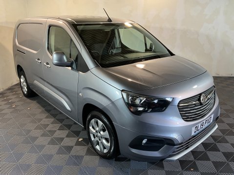 Vauxhall Combo 1.6 Turbo D 2300 Limited Edition Nav L2 H1 Euro 6 (s/s) 4dr 33