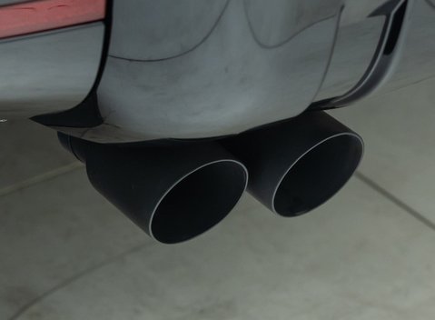 Land Rover Defender 90 V8 P525 URBAN 38