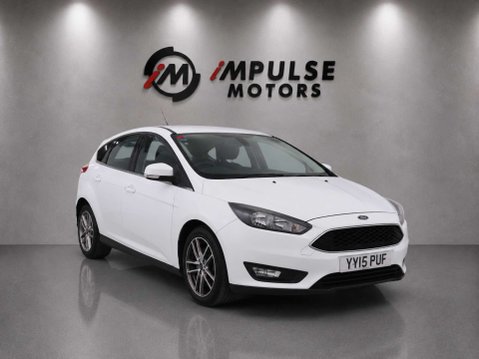 Ford Focus 1.0 Focus Zetec 5dr 1