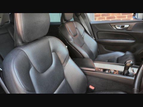 Volvo V60 D3 INSCRIPTION 13