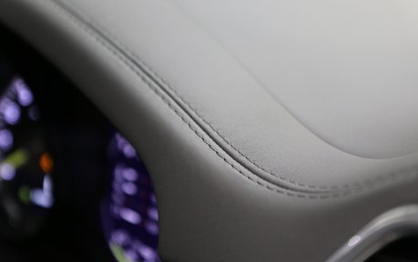 Porsche Cayenne V6 e-Hybrid - Pan Roof, Air Suspension, Head Up Display 14
