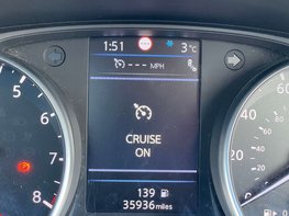 Nissan Qashqai 1.3 Qashqai N-Connecta DiG-T 5dr 30