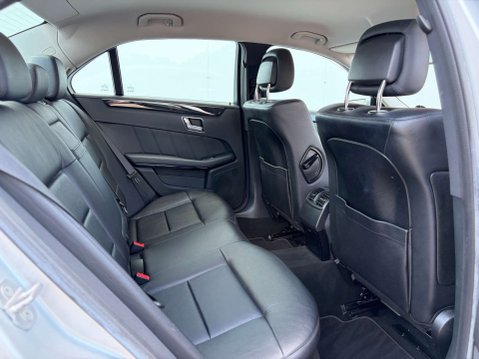 Mercedes-Benz E Class 2.1 E220 BlueEfficiency AvantGarde CDi Auto 4dr 25