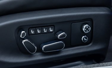 Bentley Continental GTC V8 27