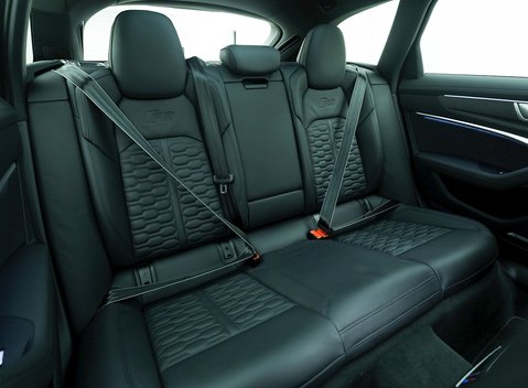 Audi RS6 Avant Carbon Black URBAN 13