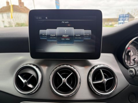 Mercedes-Benz GLA 2.1 GLA200d AMG Line Euro 6 (s/s) 5dr 27