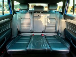 Volkswagen Passat 1.5 Passat R-Line TSi Evo 5dr 71