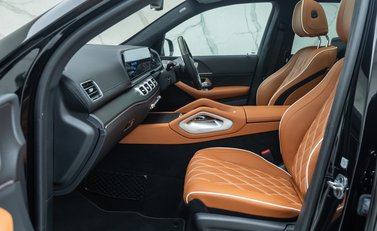 Mercedes-Benz GLS 450 26