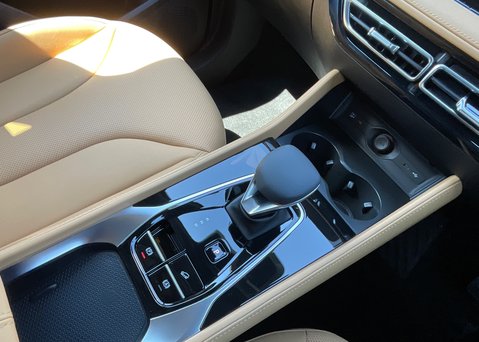 MG HS 1.5 T-GDI PHEV TROPHY 21