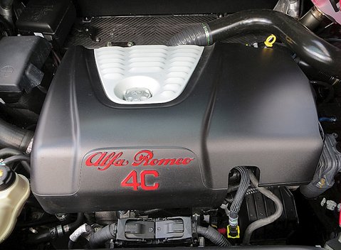 Alfa Romeo 4C Launch Edition 16