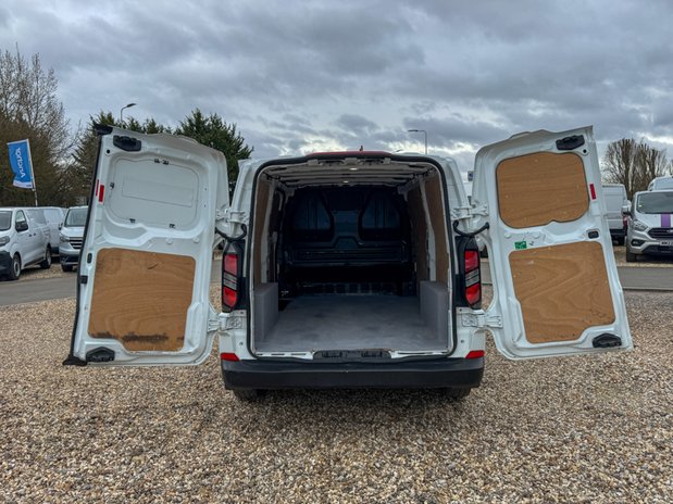 Ford Transit Custom LWB L2H1 Low Roof Trend 280 Air Con Alloys Cam Carplay EURO 6 8