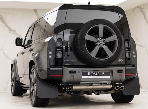 Land Rover Defender 110 V8 3