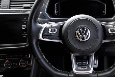 Volkswagen Tiguan R-LINE TECH TDI DSG 19